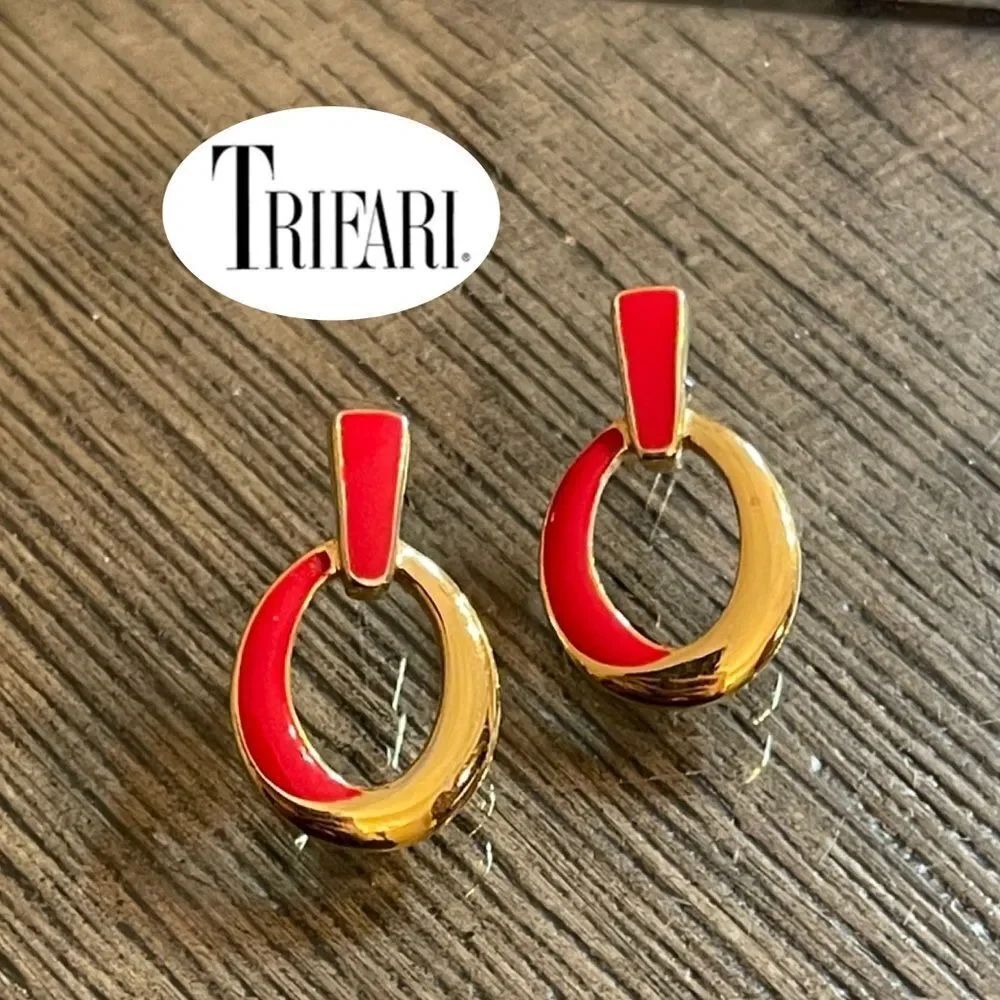 Trifari Door Knocker Style Red & Gold-tone  Statement Earrings